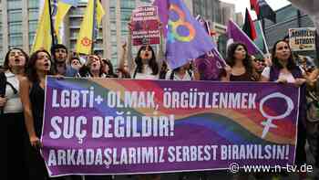 "Keiner von uns ist sicher": Festnahmen bei LGBTQ-Protest in Istanbul
