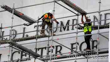 Kennedy Center board votes to close main building for renovations