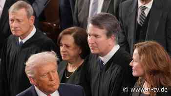 "Nur noch Schatten ihrer selbst": Trump greift eigens ernannte Richter am Supreme Court an