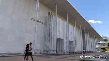 Kennedy Center board votes to close after judge again blocks efforts to add Trump name to it