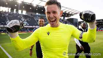 Dean Henderson signs new Crystal Palace contract until 2030 making him highest-paid player after summer interest from Nottingham Forest