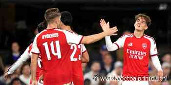 Zestienjarige Dowman steelt de show en schiet Arsenal naar zege tegen Ipswich