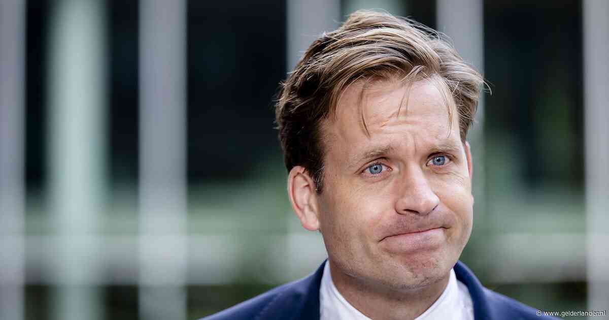 Karremans doet aangifte tegen brandstichters langs snelwegen: ‘Ik ben echt pislink op deze mensen’