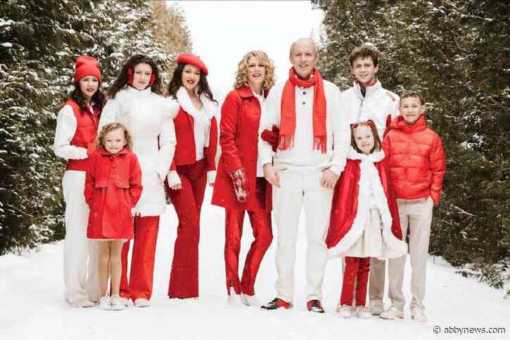 MacMaster, Leahy bring teen kids for Celtic Family Christmas concert in Surrey