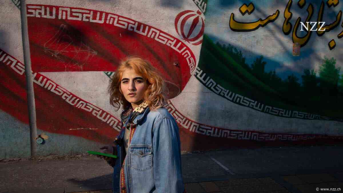 Vor vier Jahre starb Jina Mahsa Amini, weil ihr Schleier zu locker sass. Heute sind in Teheran kaum noch Kopftücher zu sehen