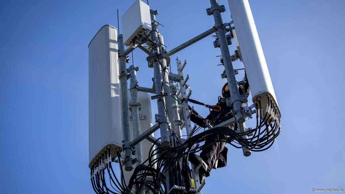 Droht das Funkloch? Sendemast soll abgeschaltet werden – neue Anlagen nicht fertig