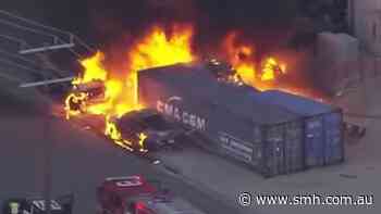 Three killed after news chopper crashes in Los Angeles