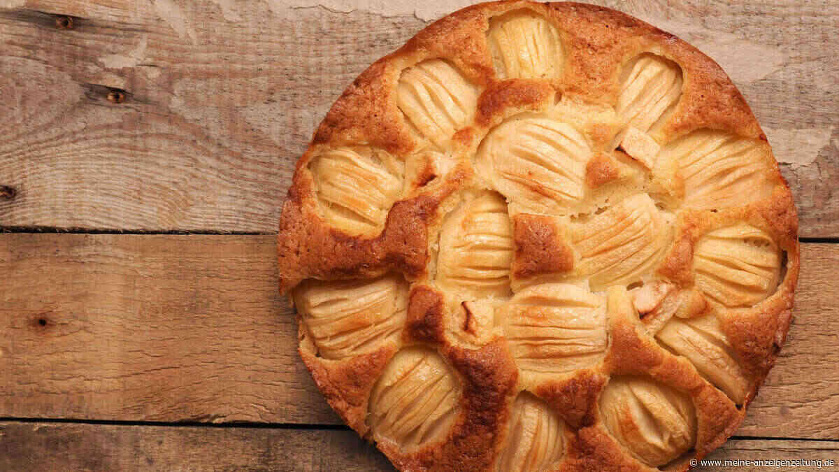 Versunkener Apfelkuchen: ein nostalgisches Rezept von Omas Kaffeetafel