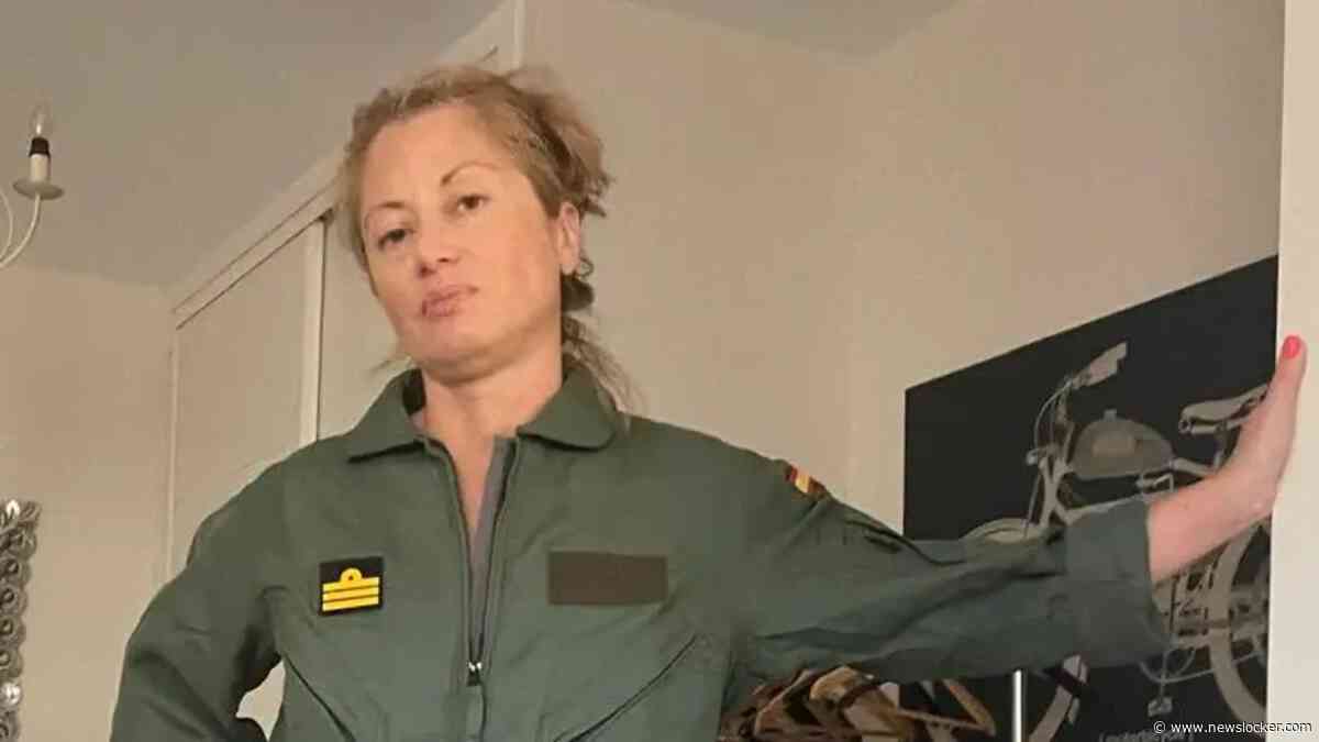 NAVO-commandant verliest baan na Tinder-romance met vrouw met Russische roots: ’Ik ben geen spion’