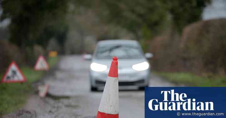 Expect even more potholes on UK roads after summer heatwaves, says RAC