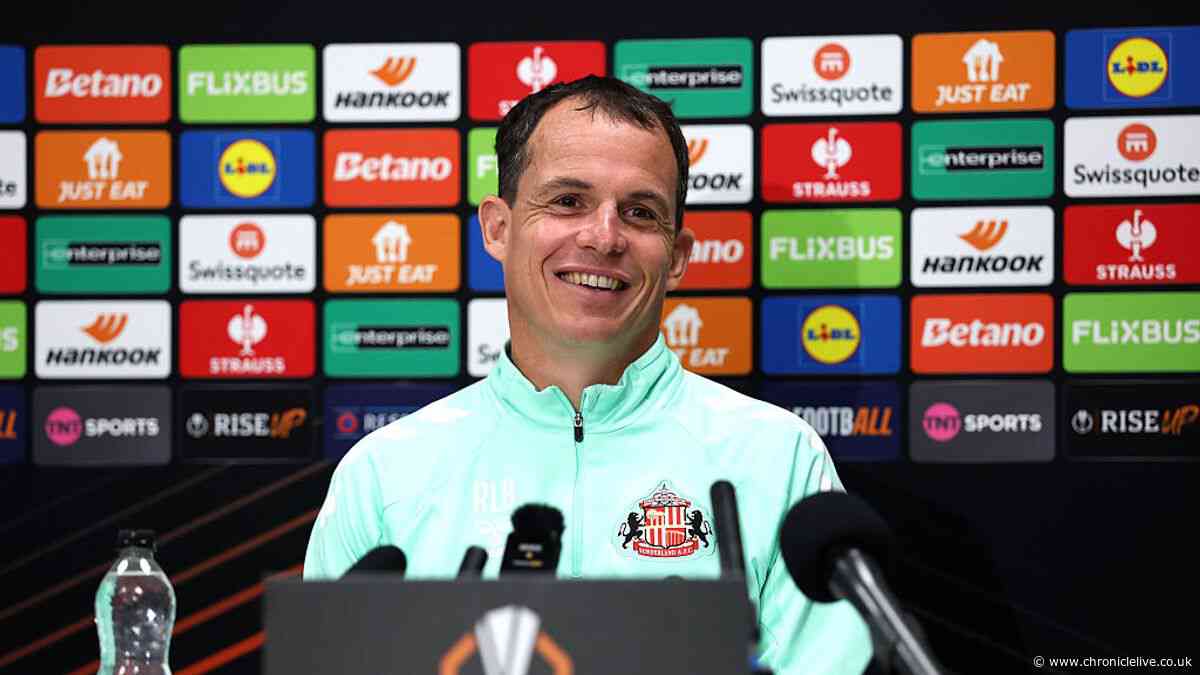 Sunderland boss drops Regis Le Bris starting XI hint for 'special' Europa League clash