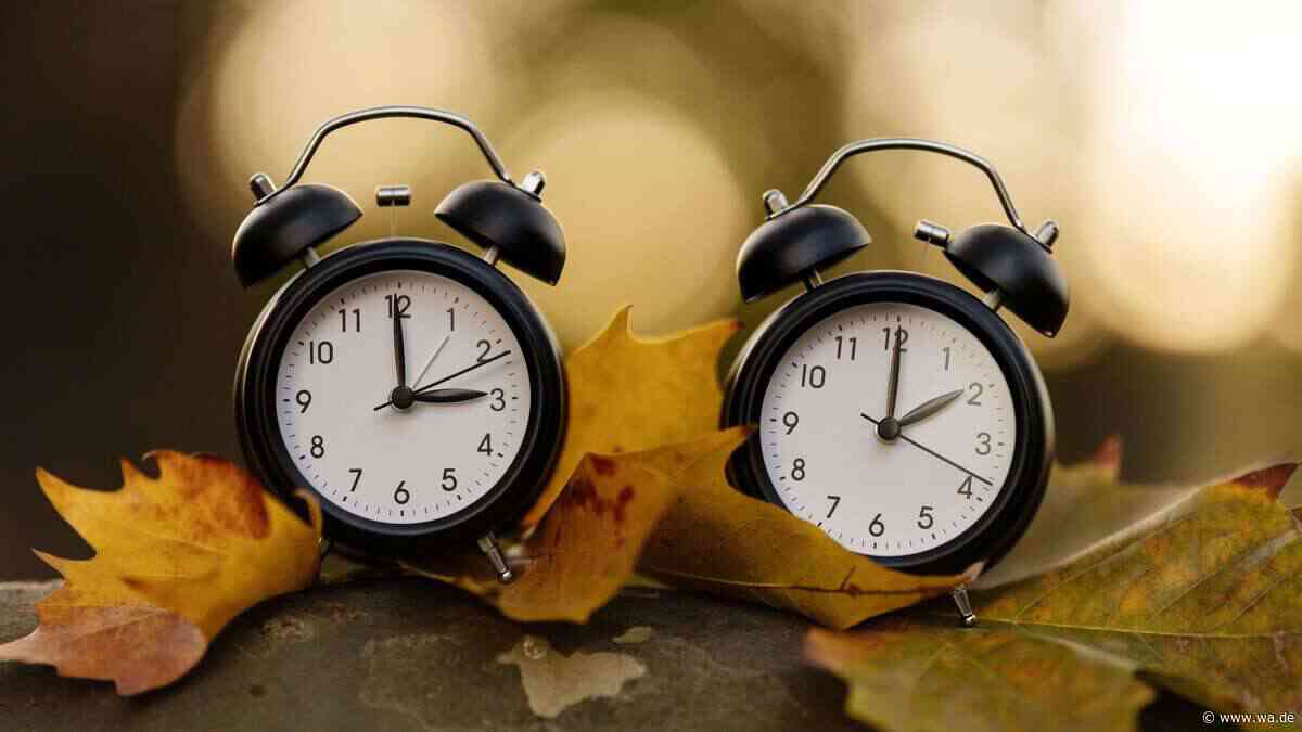 Wer hat an der Uhr gedreht? Die Extra-Stunde kommt: Winterzeit beginnt 2026 früher