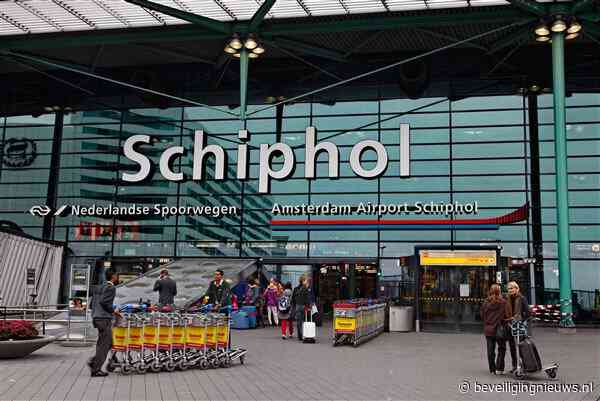FNV: Alle eisen van stakende beveiligers Schiphol ingewilligd