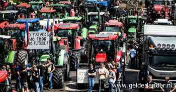 Boeren protesteren bij Gelders provinciehuis, dit keer zijn ze écht aan het juiste adres