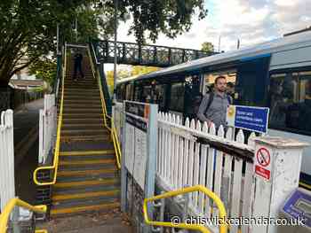 Network Rail to carry out more refurbishment work on the footbridge at Chiswick Rail Station