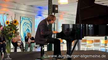 Wo Bilder klingen und Musik Farbe bekommt: Happy Classic Hour im Staatsgut Achselschwang