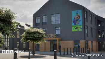 Council agrees to run community hub