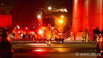 3 people killed when NBC news helicopter crashes while covering Los Angeles bus accident
