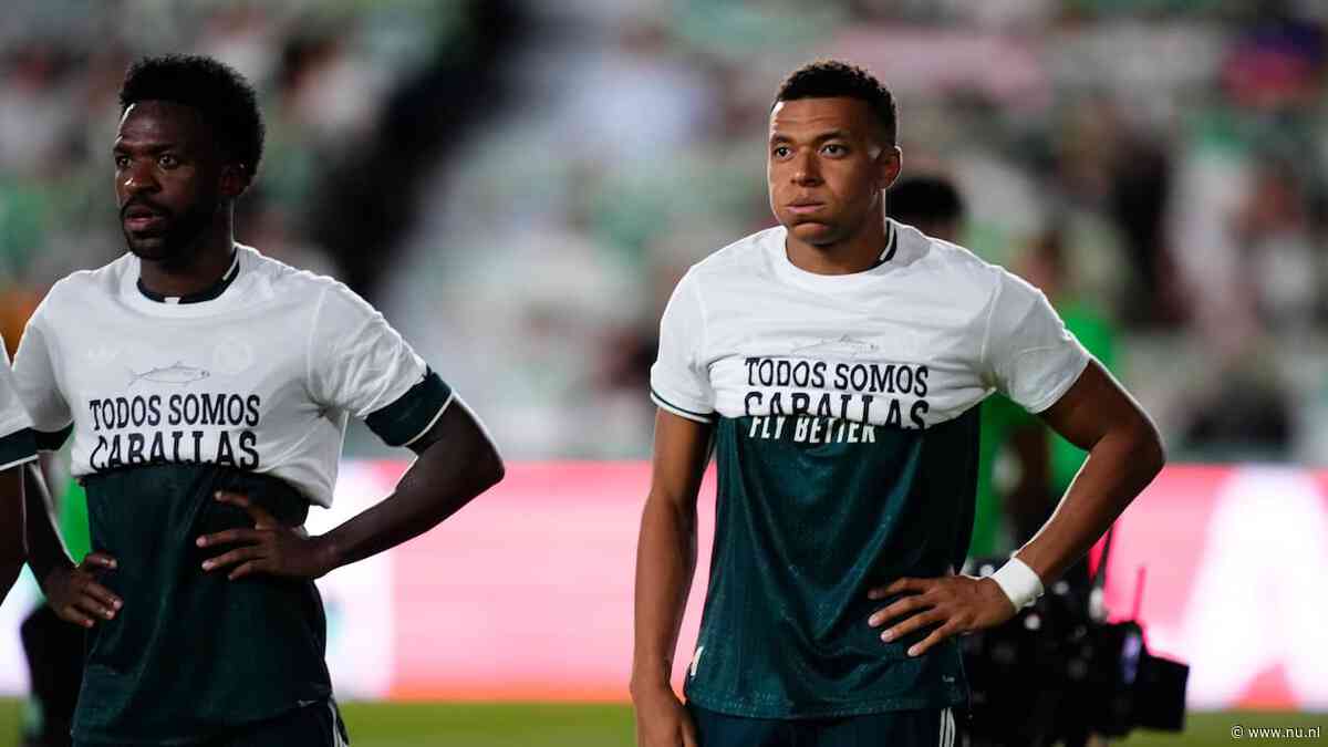 Mbappé en Vinícius trekken shirt met steunbetuiging Ceuta maar half aan