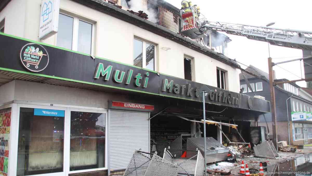 Großbrand in Gifhorner Lebensmittelmarkt: 38 starke Bilder von den Löscharbeiten