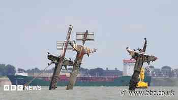 Prep begins before masts cut from explosive wreck