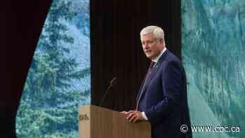 Stephen Harper says Canada had 'no choice' but to walk away from U.S. trade talks