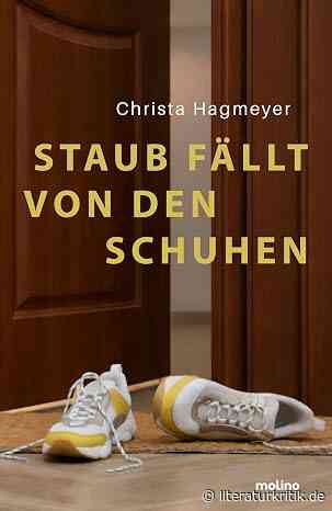 „Staub fällt von den Schuhen“ von Christa Hagmeyer