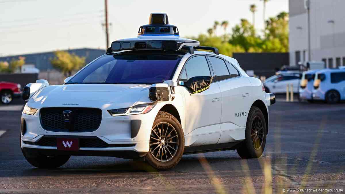 Bald selbstfahrende Taxis in deutschen Städten? Es läuft nicht ohne Unfälle