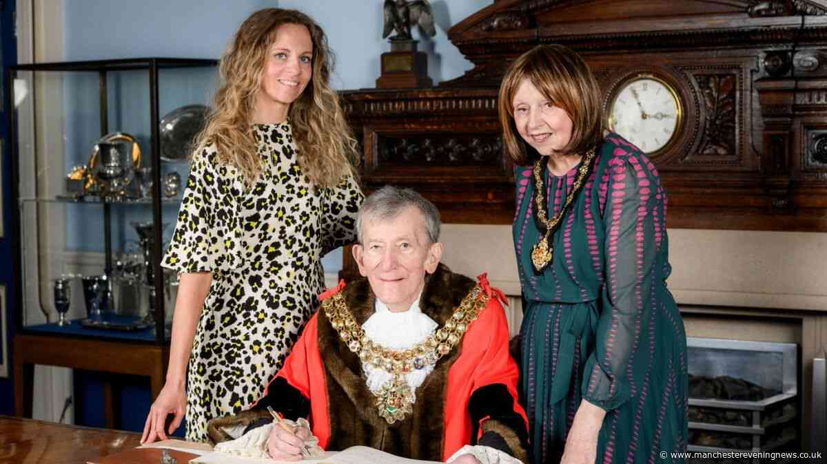 Tributes to Bolton’s deputy mayor and ‘true champion of Westhoughton’ David Chadwick