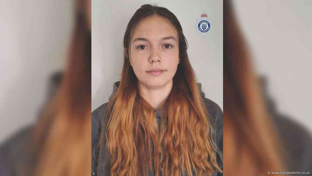 Youth club worker fell pregnant by teenage boy after having sex at skate park