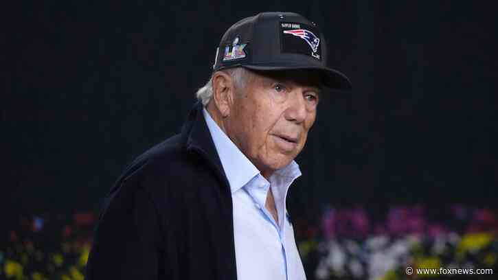Macklemore ban by Robert Kraft draws fire from AOC and CAIR who advocate for free speech only when convenient