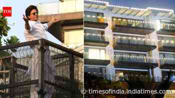 SRK drops update on Mannat, getting a new gallery made to greet fans