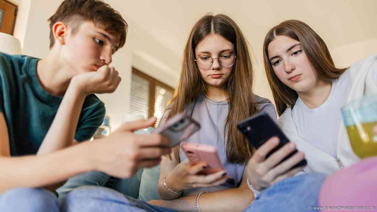 „Genug ist genug“: So will von der Leyen Kinder vor Social Media schützen