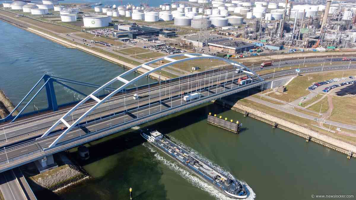 Rijkswaterstaat: rijstroken Suurhoffbrug in A15 richting Maasvlakte gesloten om scheuren in liggers