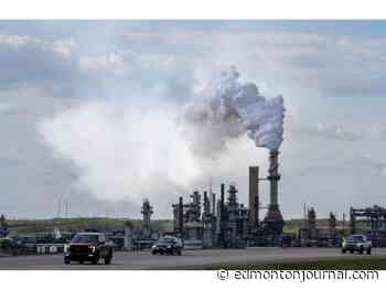 Northern Alberta communities raise concern over week-long foul odour from oilsands site, benzene leak speculation debunked