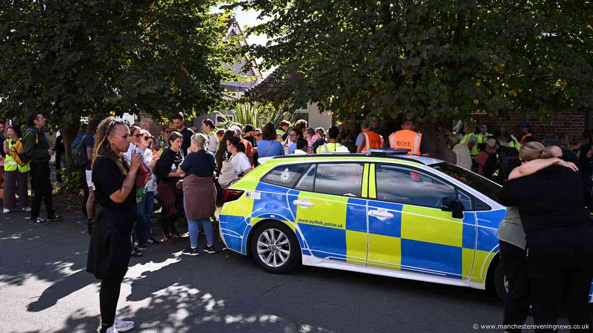 Suffolk Police issue update to volunteers searching for missing Noah Woods, 3, as family 'blown away' by support