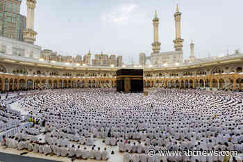 Saudi Arabia accuses Houthis of attacking Mecca, warns holy city is a ‘red line’