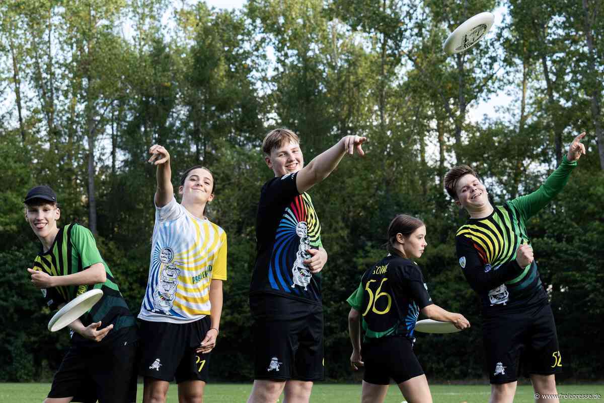 Mehr als nur Schwebedeckel werfen: Chemnitzer Verein richtet Frisbee-Meisterschaft aus