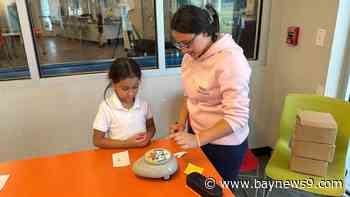 Robots Zoom to the Moon program encourage kids to explore STEM