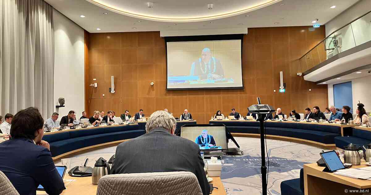 LIVE | Volg hier de discussie in de gemeenteraad over de vluchtelingenopvang in Engelen