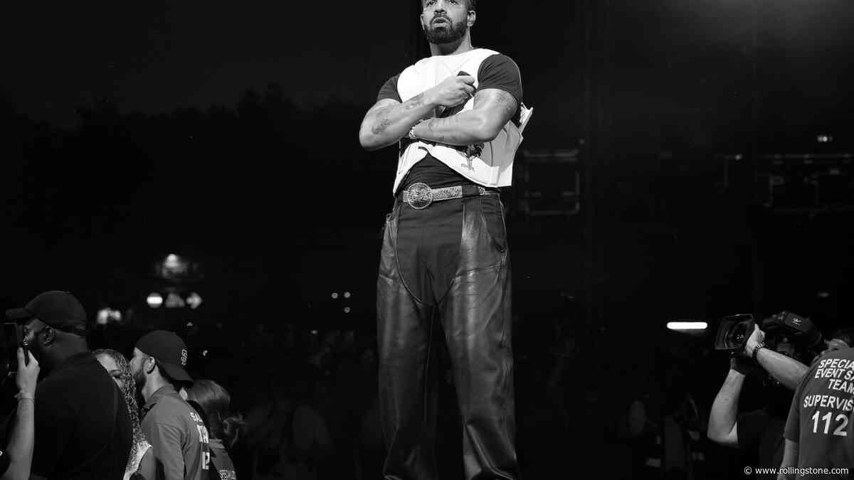 5 Things Drake Really Wanted Us to Notice in His ‘FOMO’ Livestream