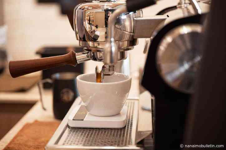 B.C. restaurants squeezed by rising costs: Report