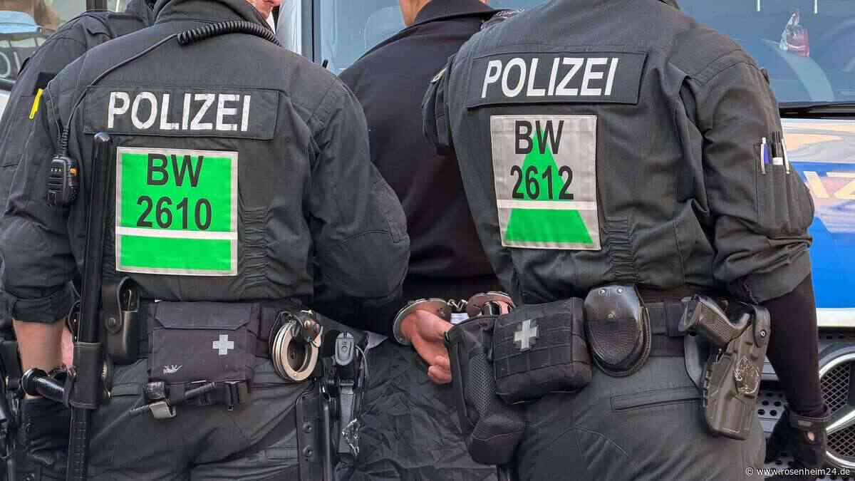Demo gegen „Generation Deutschland“ in Rosenheim: Polizei registriert Verstöße und nimmt Mann fest