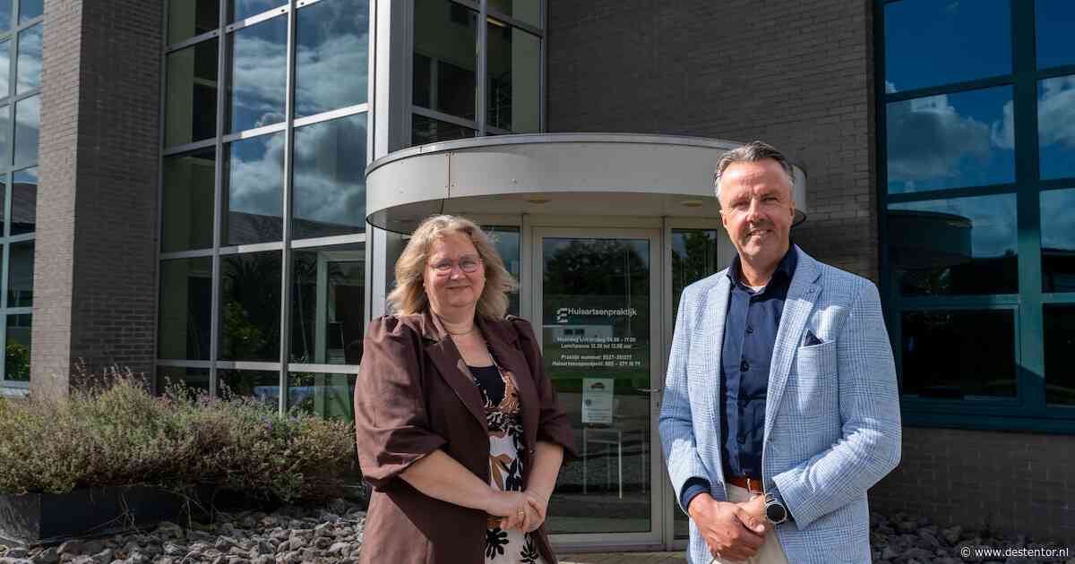 De dorpsdokter verdwijnt, maar deze huisarts neemt juist praktijken over