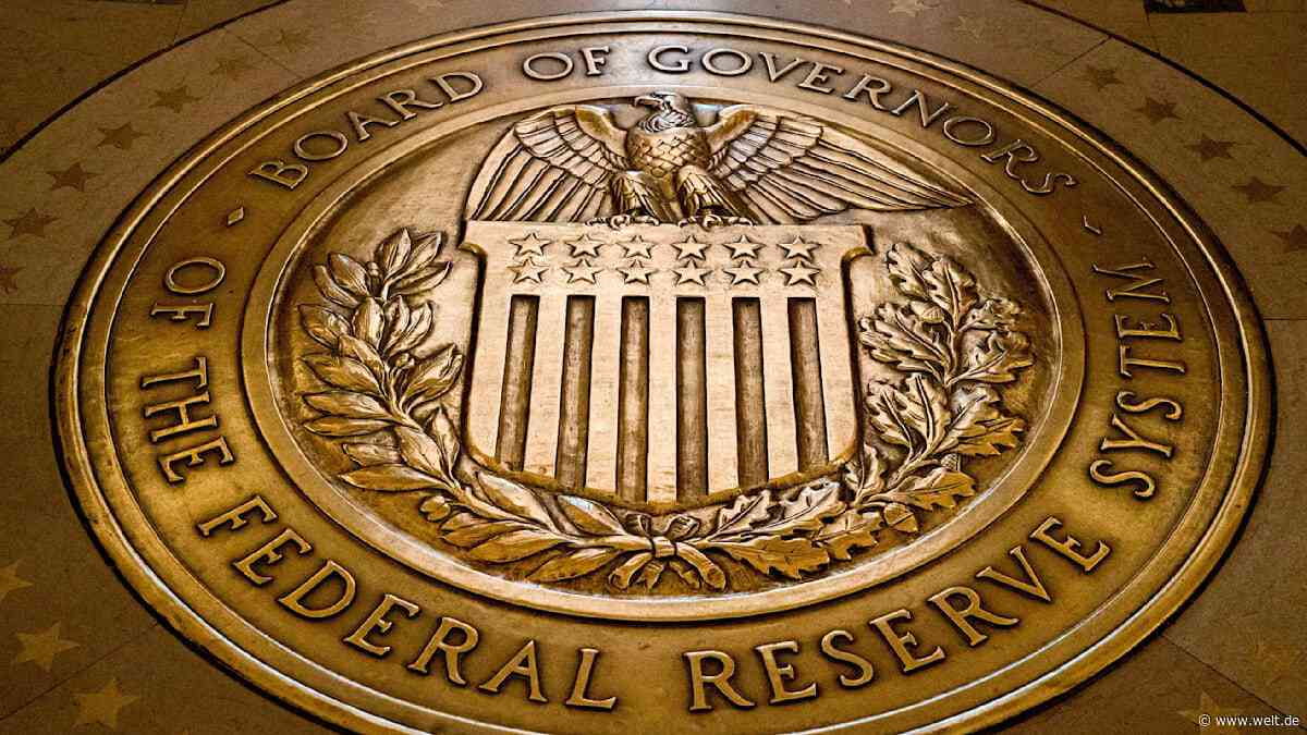 US-Notenbank erhöht erstmals seit Sommer 2023 den Leitzins