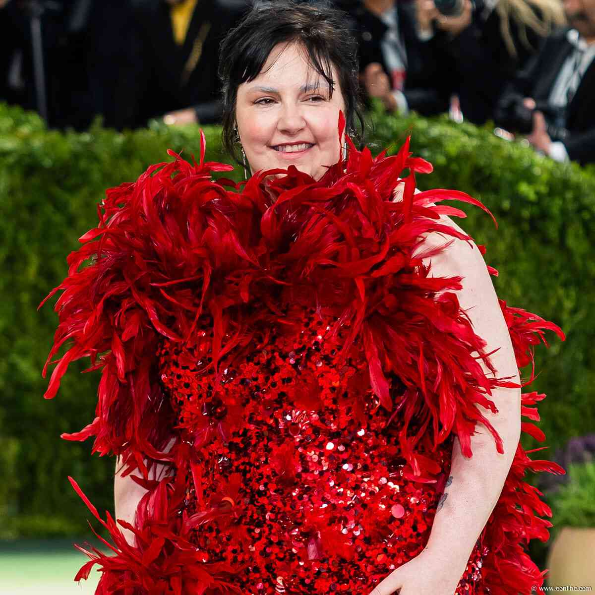 Inside Lena Dunham, Kim Kardashian & More Celebrity Surrogacy Journeys
