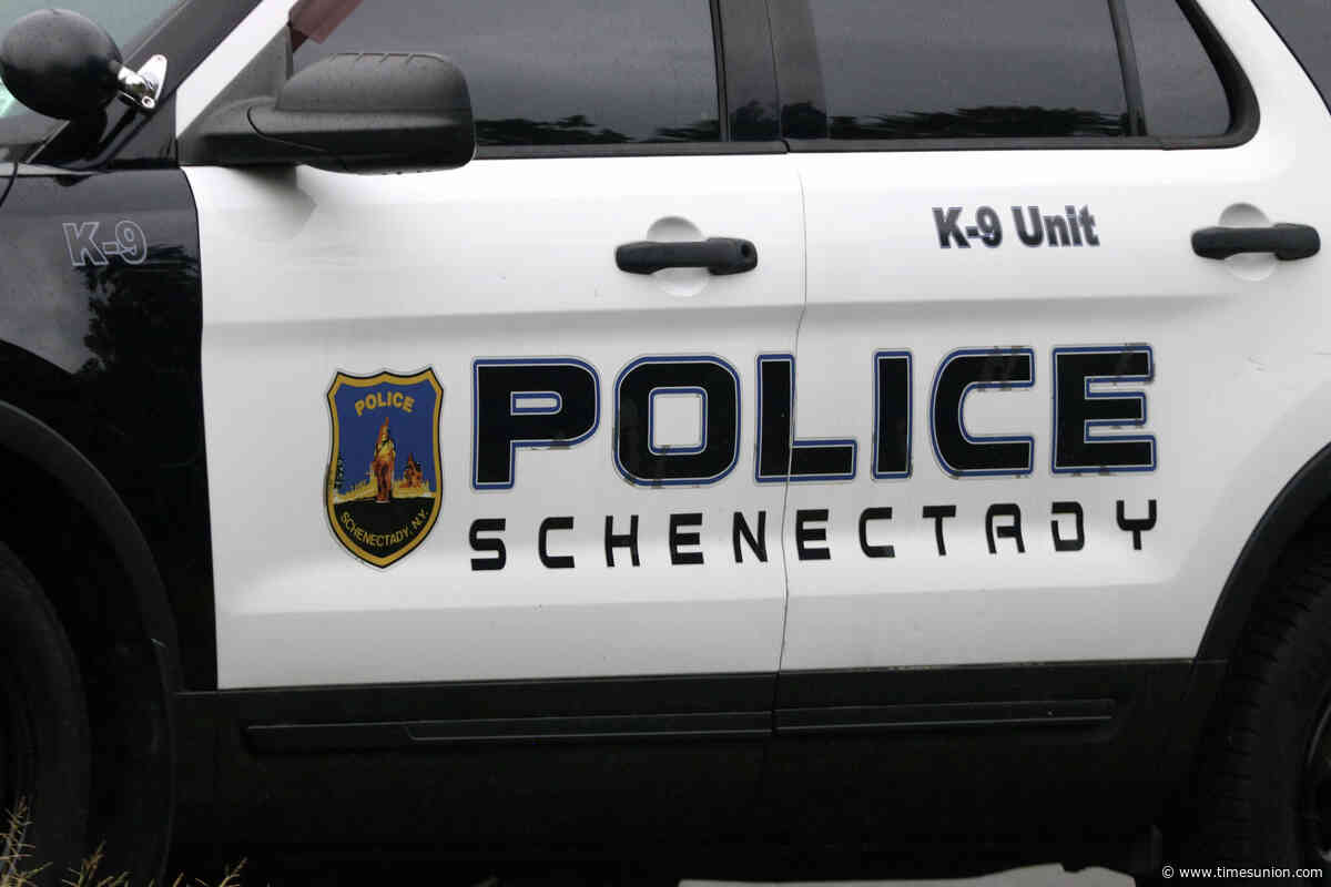 Schenectady man seeks lawyer after police officer looked through mail