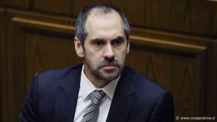 "Debemos ser cuidadosos", admitió Grau a propósito de los frenteamplistas-lobistas
