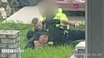PC who held suspect in headlock and punched him 'did nothing wrong', he tells hearing