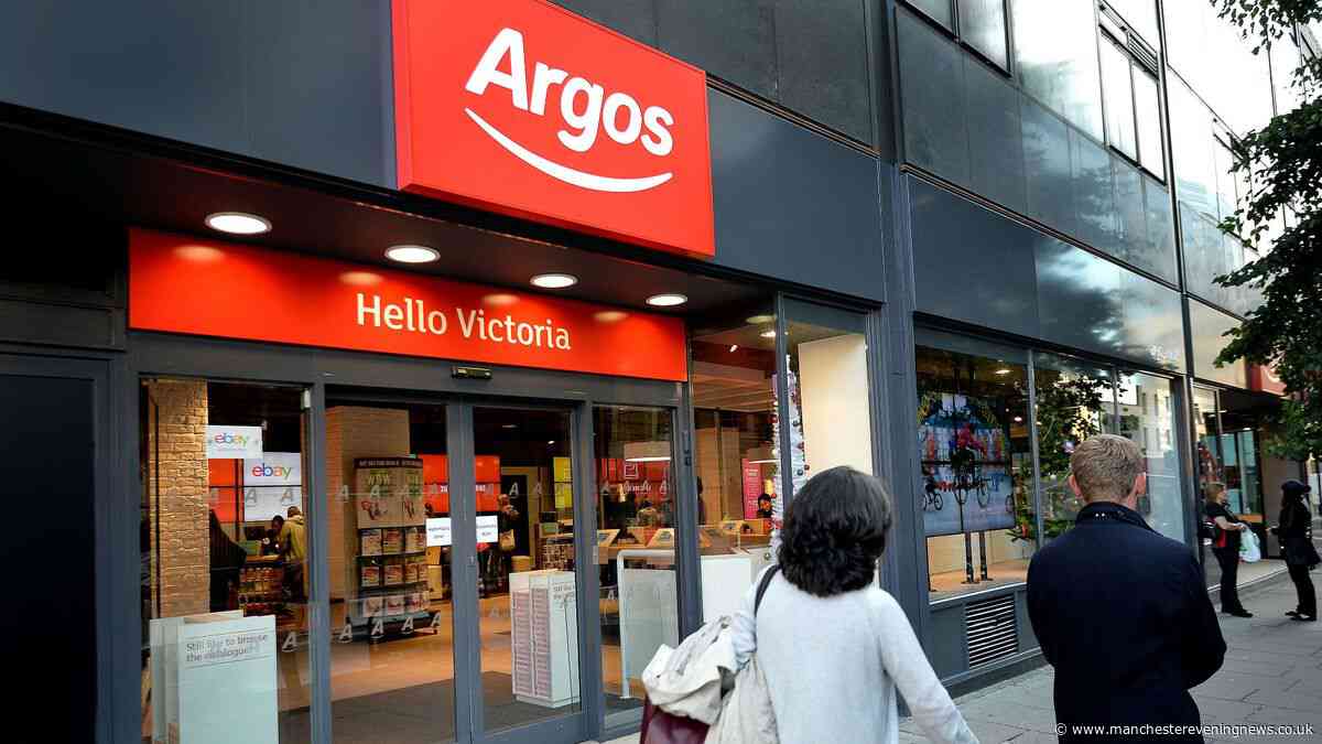 Argos shoppers can get £16 lamp that 'creates perfect autumn ambience' for 85p